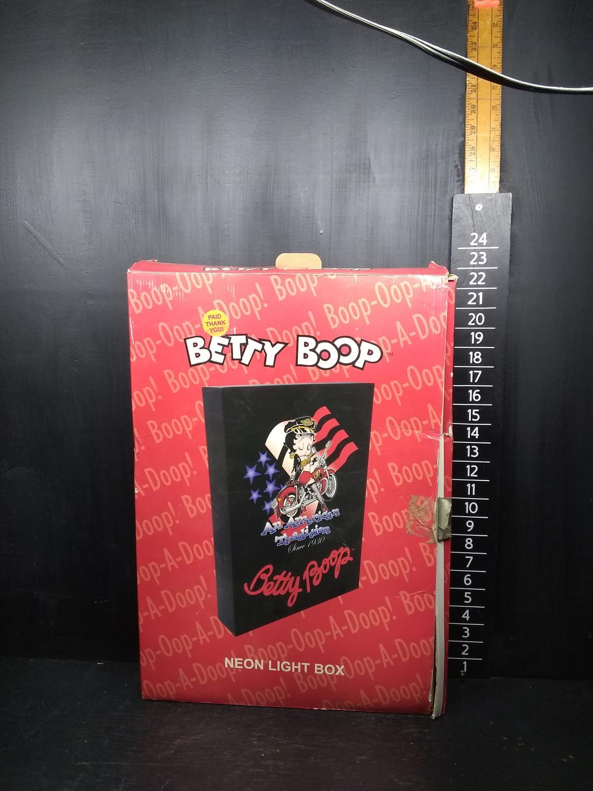 Betty Boop Neon Light Box-NIB