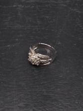 Sterling Silver Ring-Cluster Rhinestone size 9     5.8grams