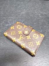 Unauthenticated Louis Vuitton Change Purse