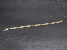 14kt Gold Link Bracelet   6.7grams(as marked on clasp)