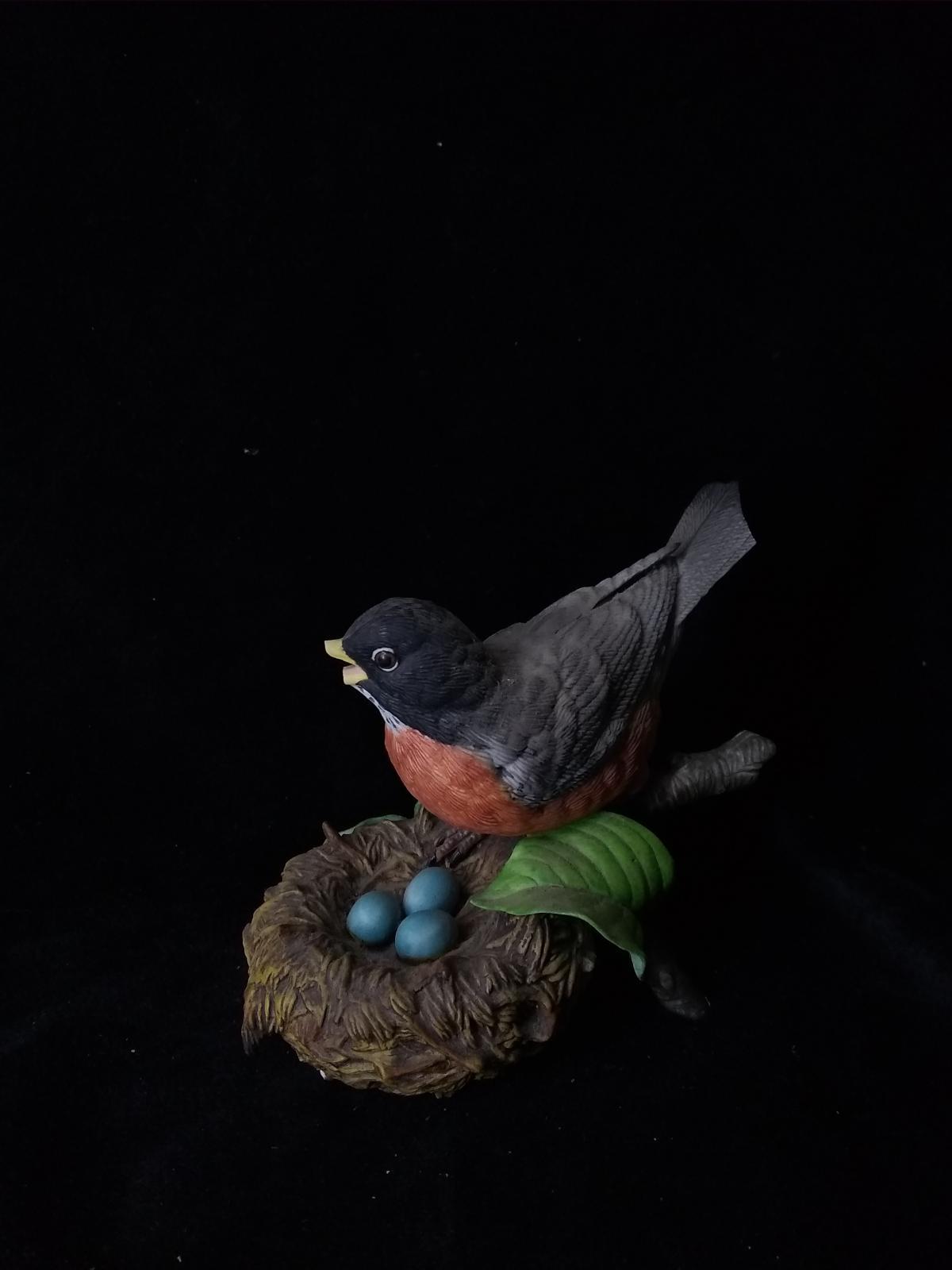 Lenox AMerican Robin Ceramic Figure