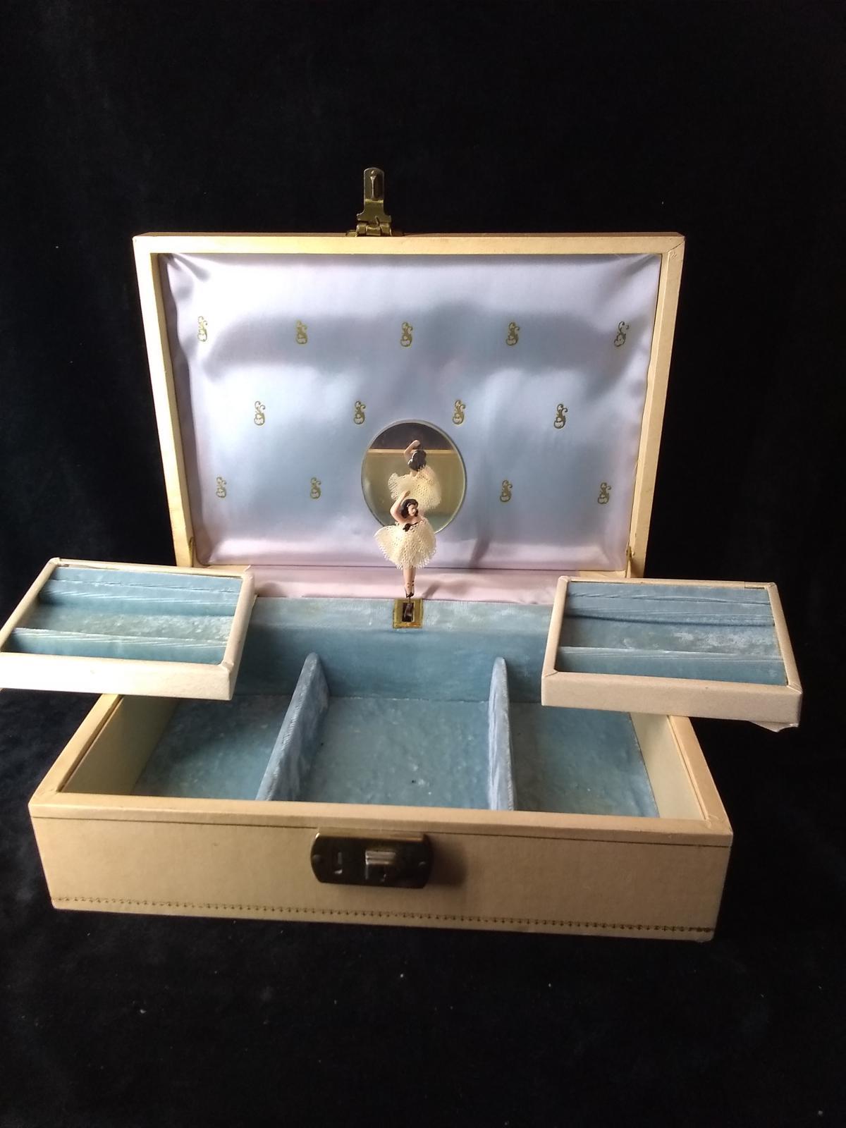 Vintage Musical Jewelry Jewelry Box w/ Spinning Ballerina