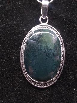 Jewelry-Necklace with Polished Stone-Moss Agate