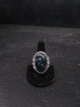 Jewelry-Ring with Polished Stone-Moss Agate Size 9