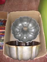 BL-Metal Bundt Pans