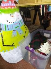 BL- Assorted Christmas & Holiday Decor w/ Tub
