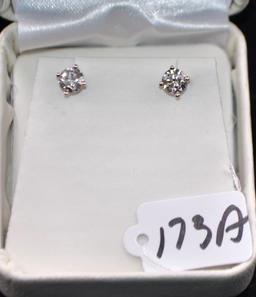 PAIR OF 14K WHITE GOLD DIAMOND STUD EARRINGS