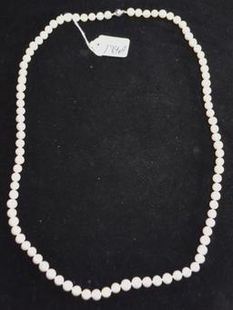 STRAND OF 9.2 MM 38 INCH WHITE PEARLS