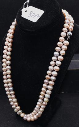 49 INCHE OF 8.0 MM STRAND OF WHITE PEARLS