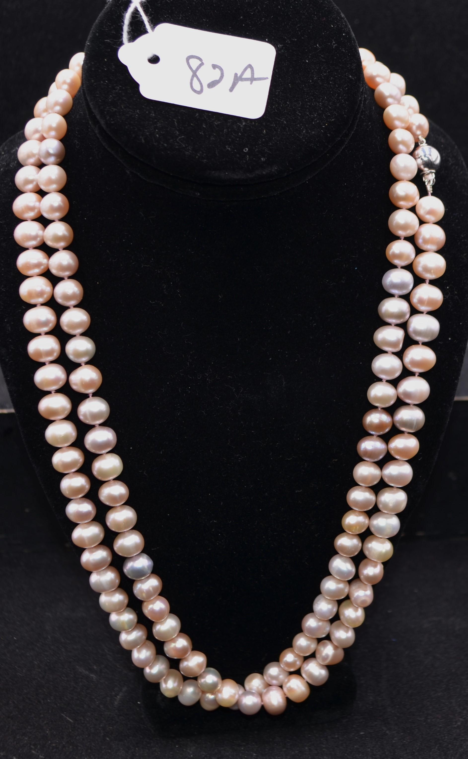 49 INCHE OF 8.0 MM STRAND OF WHITE PEARLS