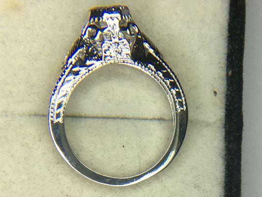 .925 Ladies Filigree Gemstone Ring