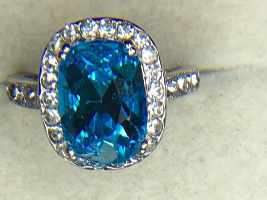 .925 Ladies Sterling Silver 5 Carat Swiss Blue Topaz Ring