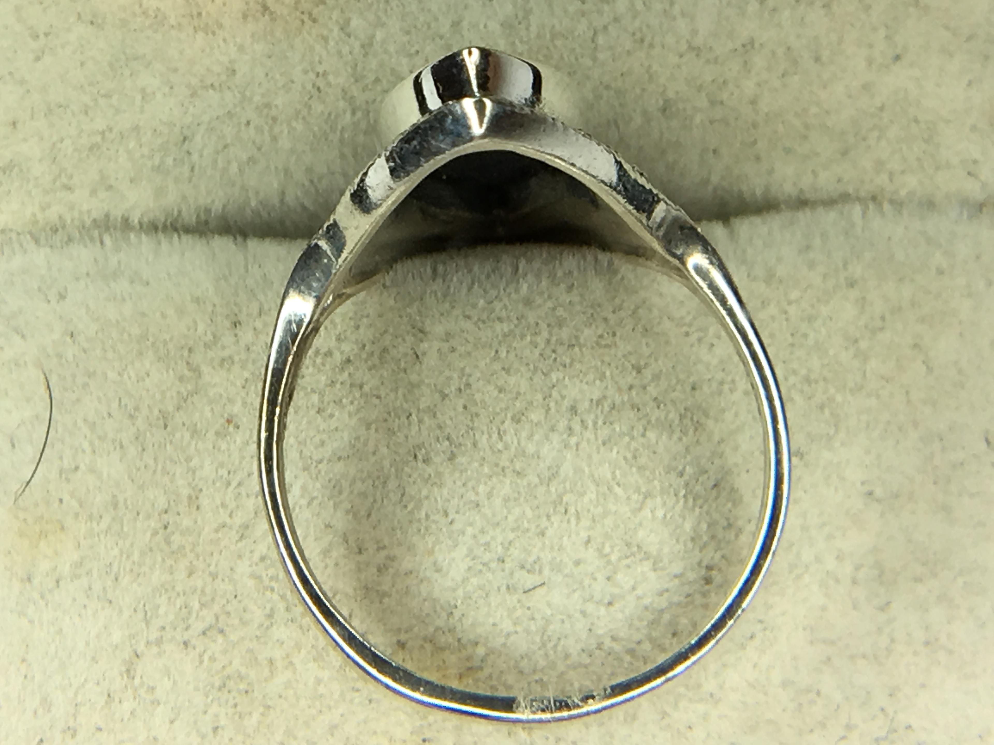 .925 Sterling Silver Ladies Black Onyx Ring