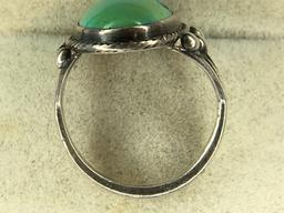 .925 Sterling Silver Ladies Vintage Turquoise Ring