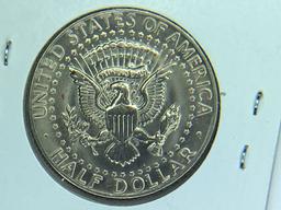 (2) Kennedy Half Dollars 1971 D, 2001 D