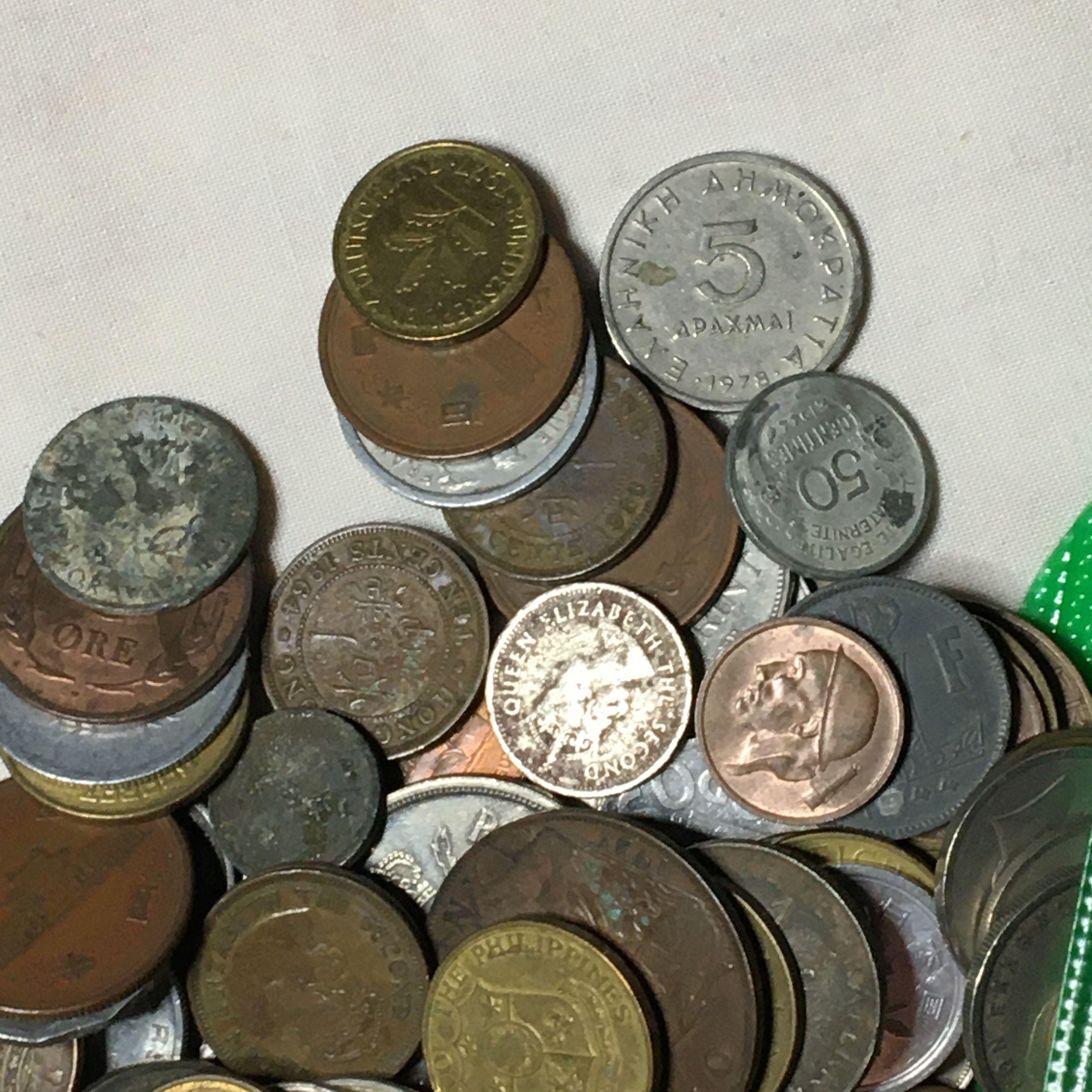 1 Pound Of Foreign Coins