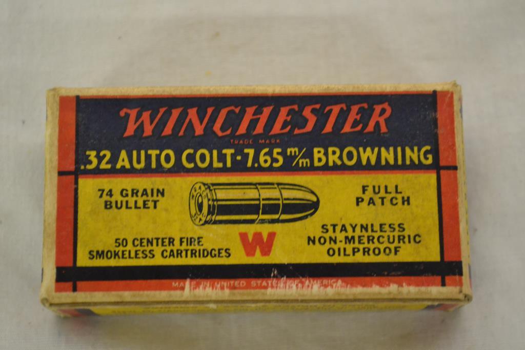 Ammo. Collectible Winchester 32 Auto Colt