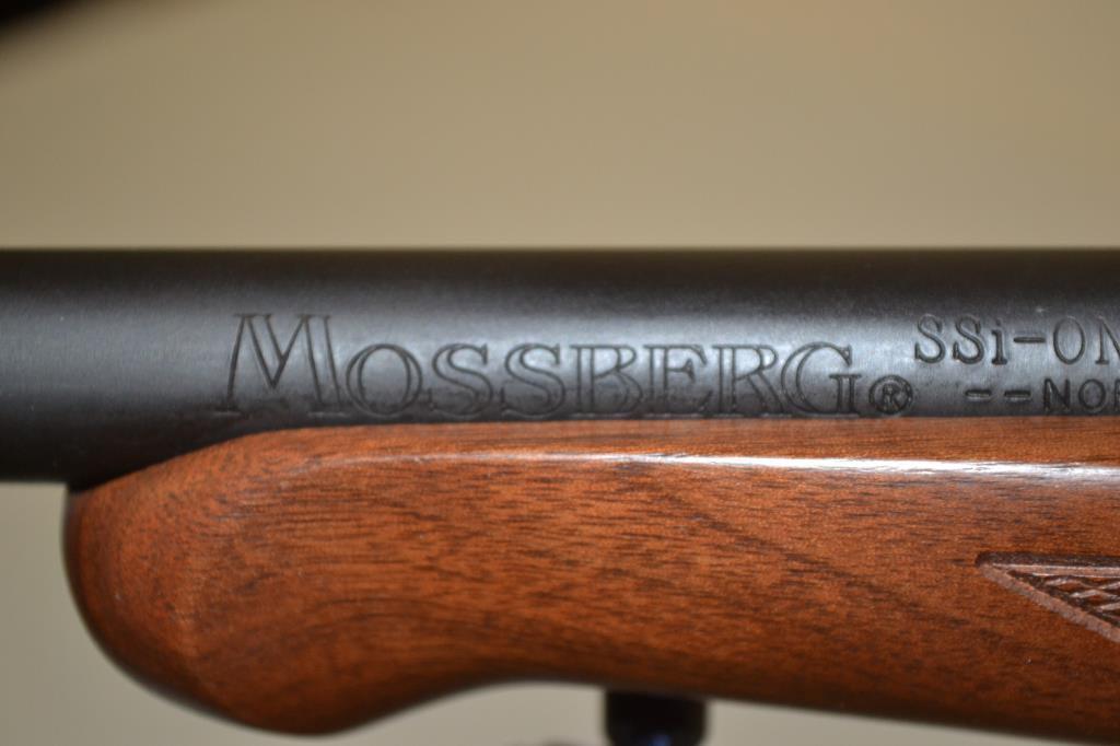 Gun. Mossberg Model SSI-ONE 243 cal Rifle