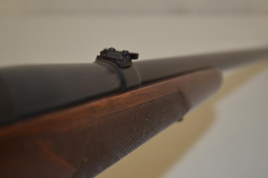 Gun. Winchester Pre 64 Model 70 264 win cal Rifle