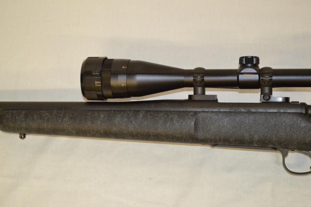 Gun. Remington Model 700 220 swift cal Rifle