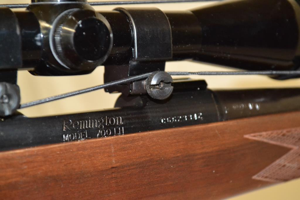 Gun. Remington Model 700 LH BDL 22 / 250 cal Rifle