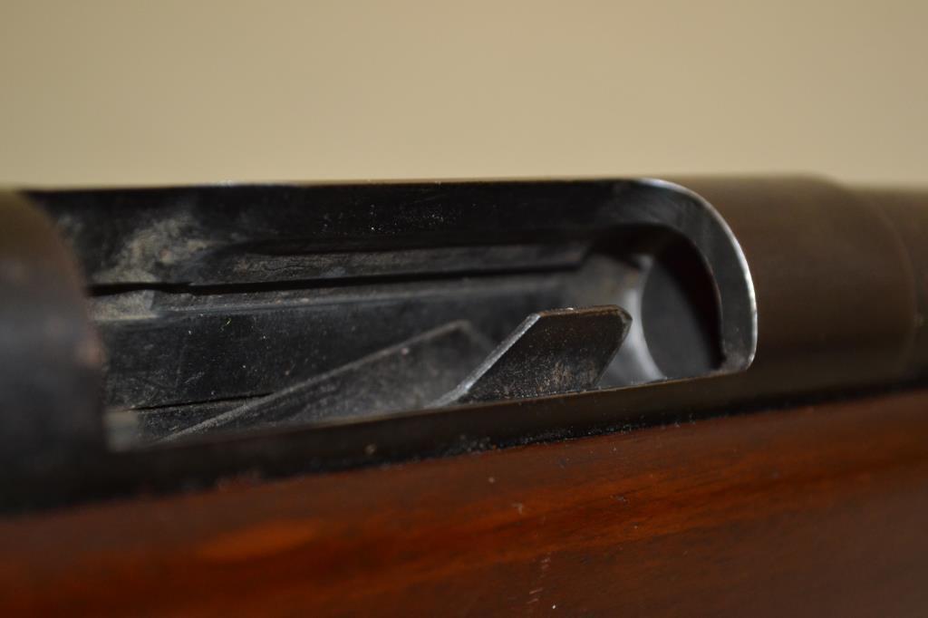 Gun. J.C.Higgins Model 583.18 16 ga Shotgun