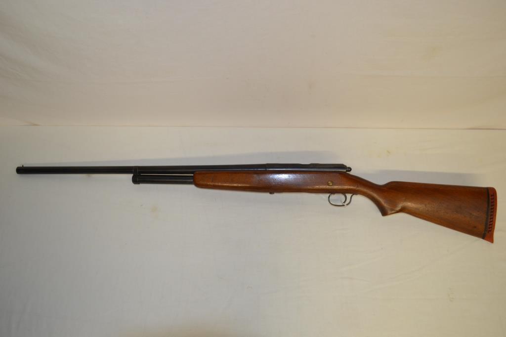 Gun. J.C.Higgins Model 583.18 16 ga Shotgun