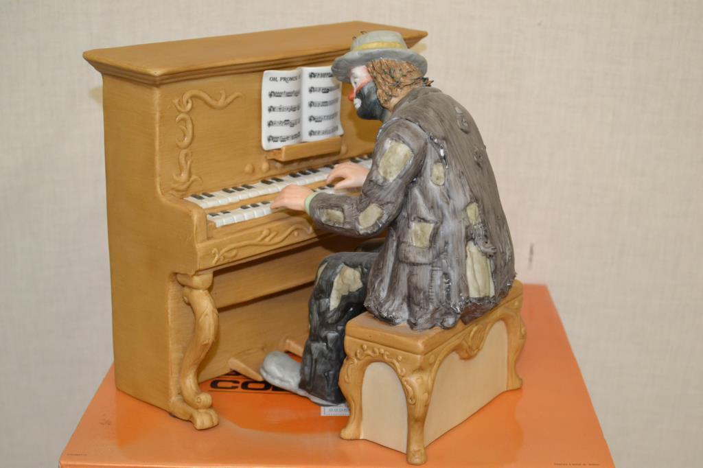 Flambro Emmett Kelly, The Piano Player, NIB