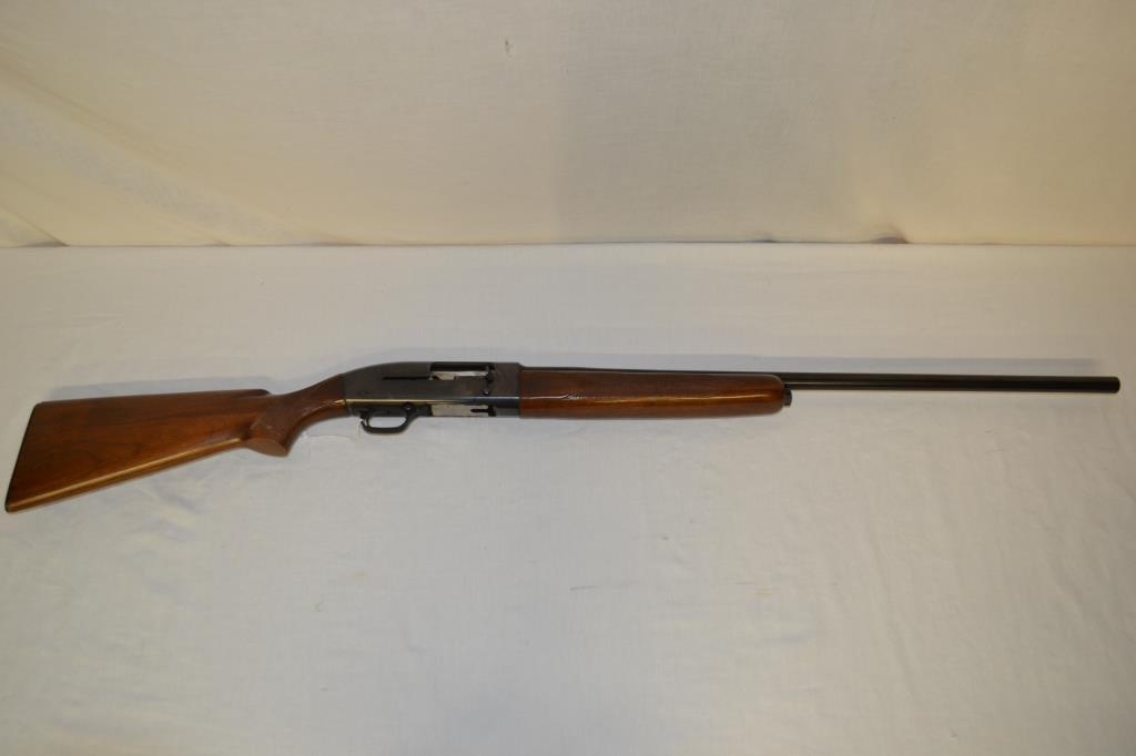 Gun. Winchester Model 50 12 ga Shotgun