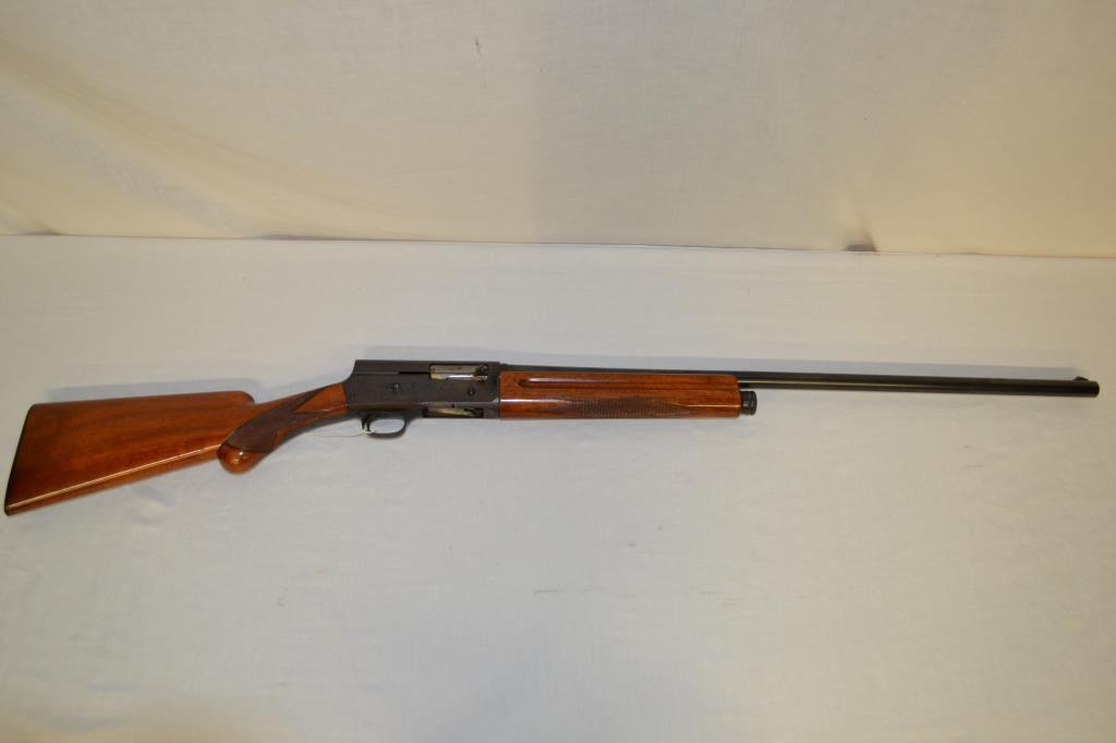Gun. Browning Belgium Model A5 16 ga Shotgun