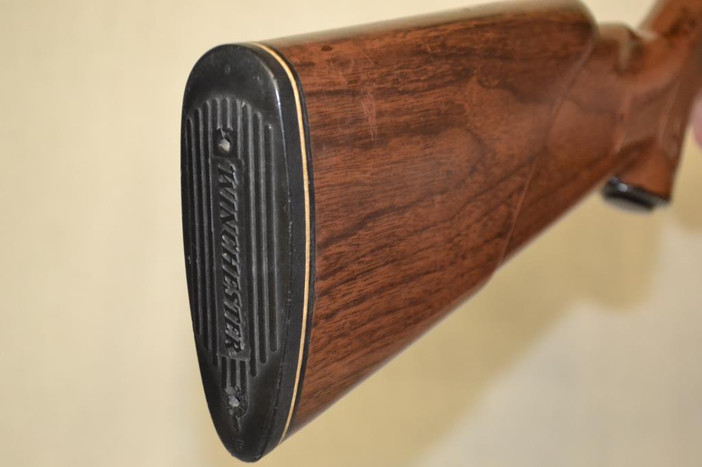 Gun. Winchester Model 1200 Skeet 12 ga Shotgun