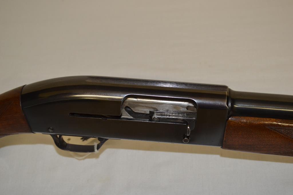 Gun. Winchester Model 50 12ga Shotgun