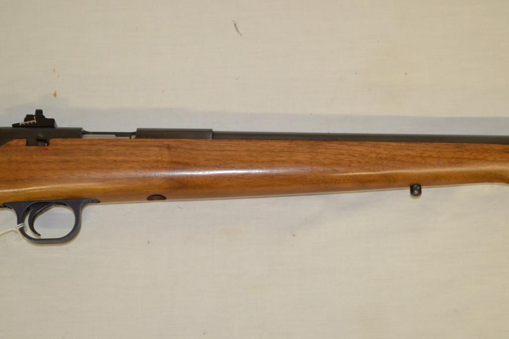 Gun. Knight Model MK85 Muzzle Loader 50 cal Rifle