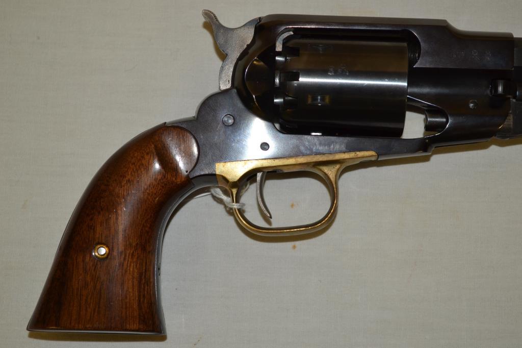 Gun. F.LLI PIETTA 1858 36 cal Cap & Ball Revolver