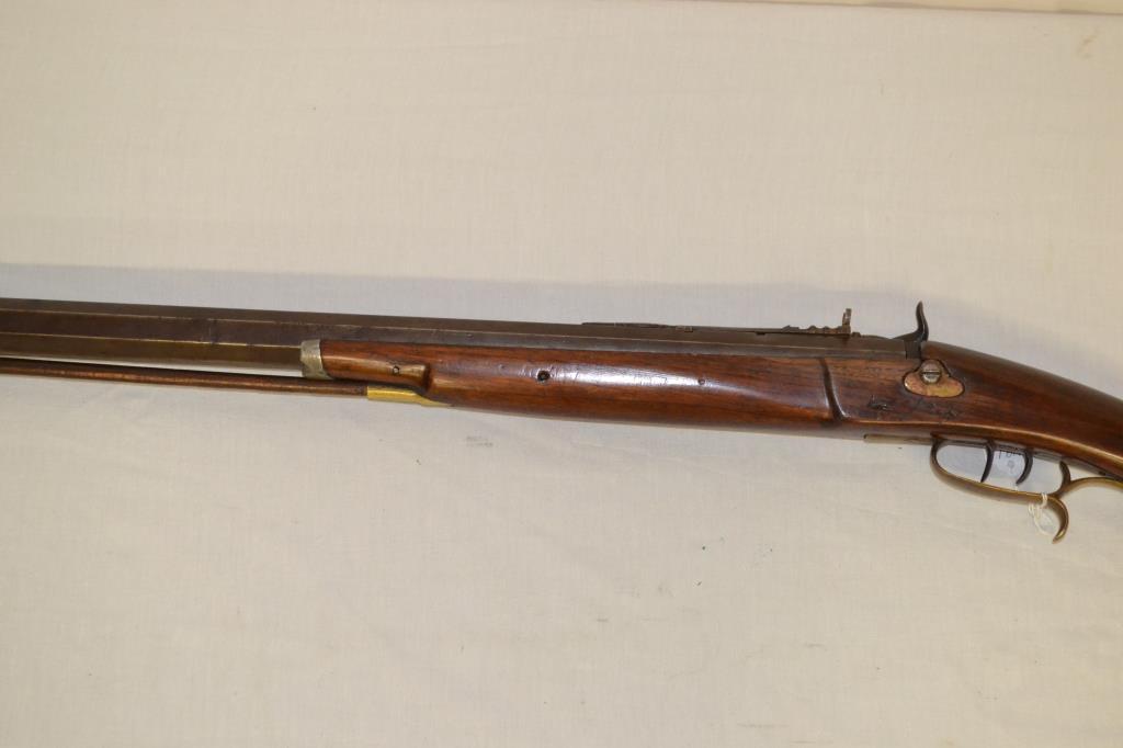 Gun. Vintage Muzzleloader 45 cal Rifle
