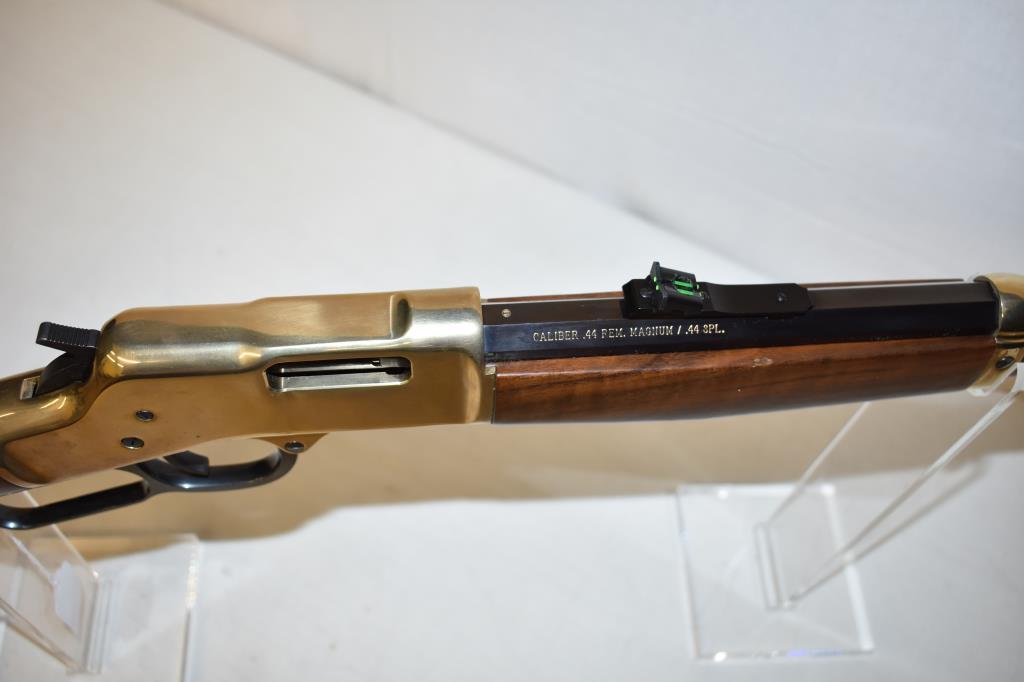 Gun. Henry Model Big Boy 44 mag cal Rifle