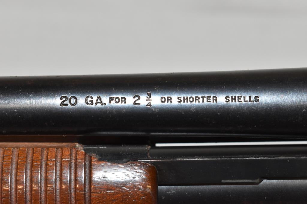 Gun. Remington Model 870 20 ga Shotgun