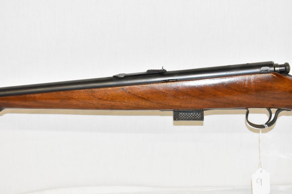 Gun. Savage Sporter 25-20 cal Rifle