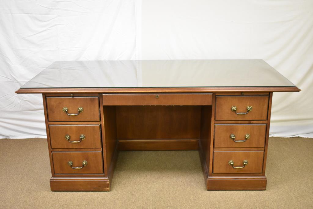 Hon Hardwood 7 Drawer Desk