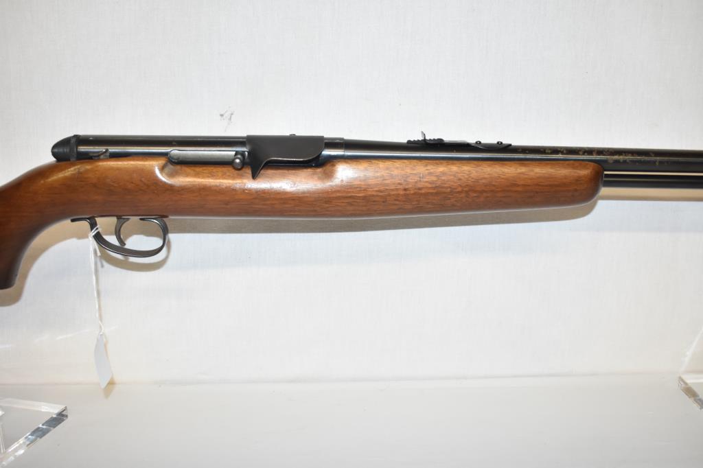 Gun. Remington Model 550-1 22 cal Rifle