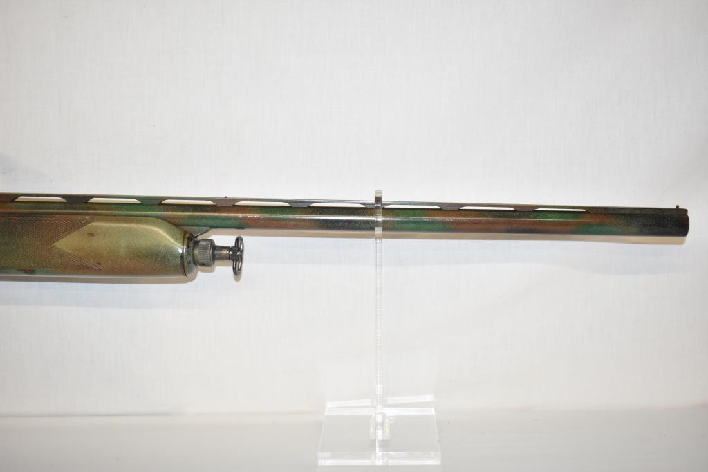 Gun. Beretta Model AL-2 12 ga Magnum Shotgun