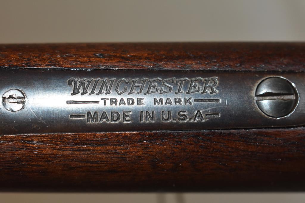 Gun. Winchester Model 94 30 WCF (30 30) cal Rifle