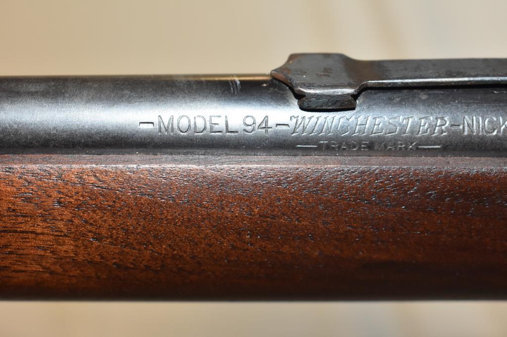 Gun. Winchester Model 94 30 WCF (30 30) cal Rifle