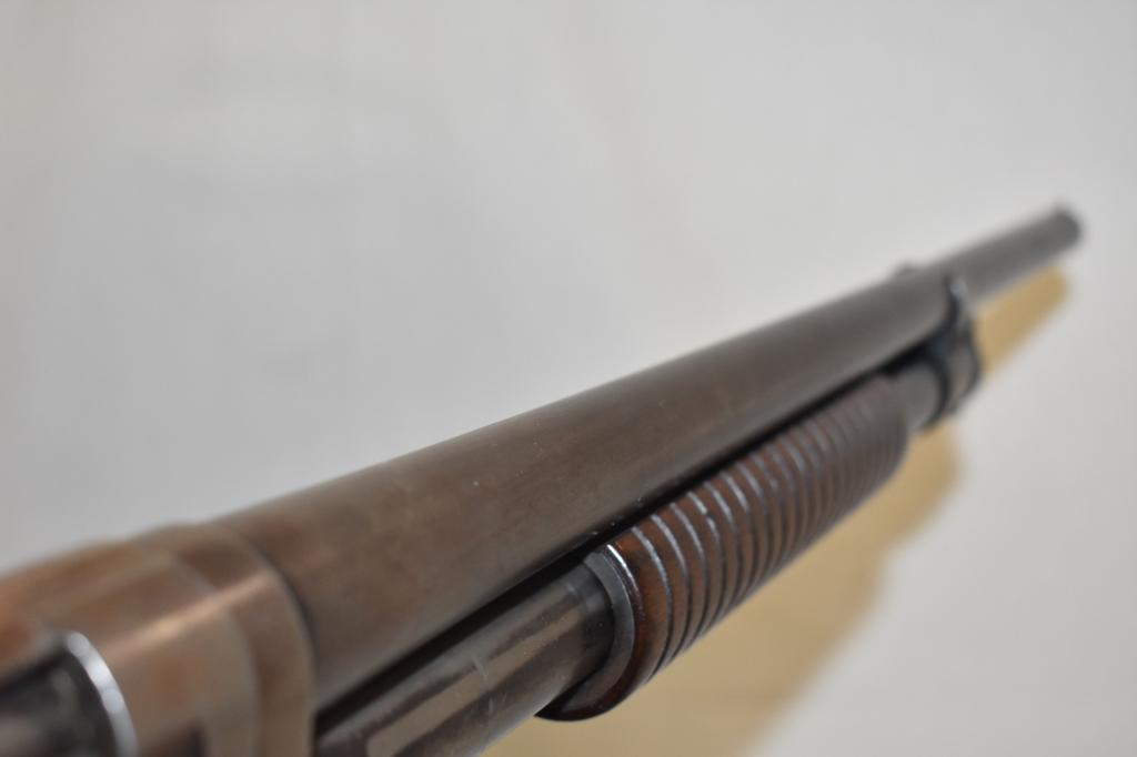 Gun. Winchester Model 1897 16 ga Shotgun