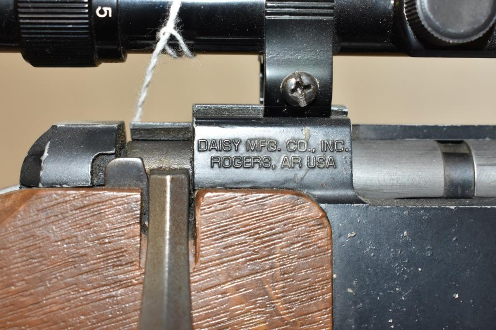 Gun. Daisy Rifle 2202 22 cal Rifle