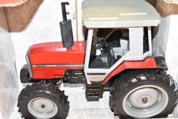 ERTL Massey Ferguson 3630 Tractor 1/16 Scale Toy