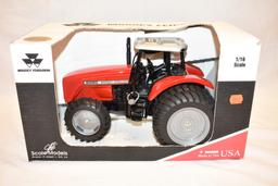 ERTL Scale Models Massey Ferguson 8280 Tractor Toy