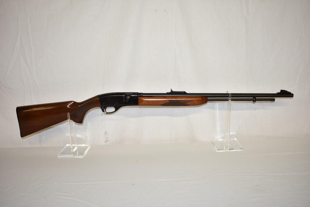 Gun. Remington model 552 Deluxe 22 cal. Rifle