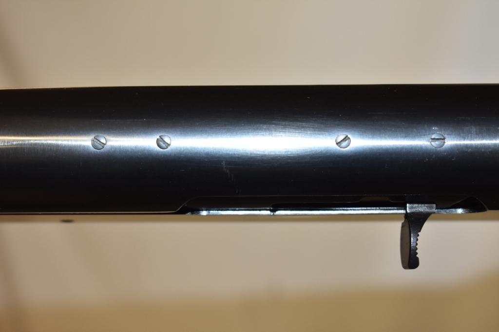 Gun. Remington Model 740 244 cal Rifle