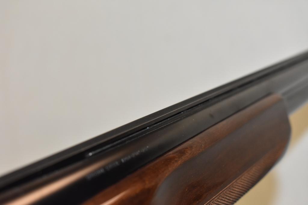 Gun. Browning Citori 12 ga O/U Shotgun